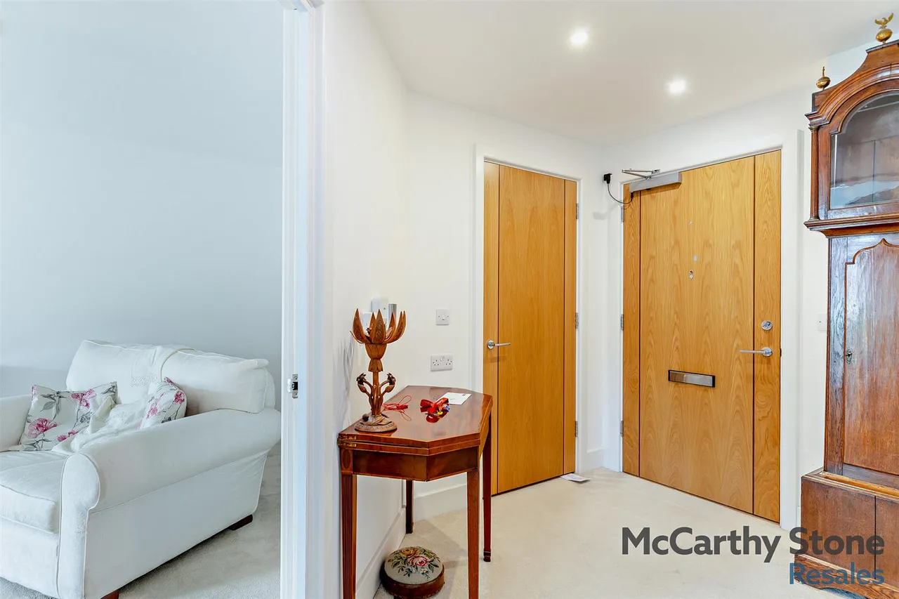 Old Park Road, Hitchin, SG5, photo 12