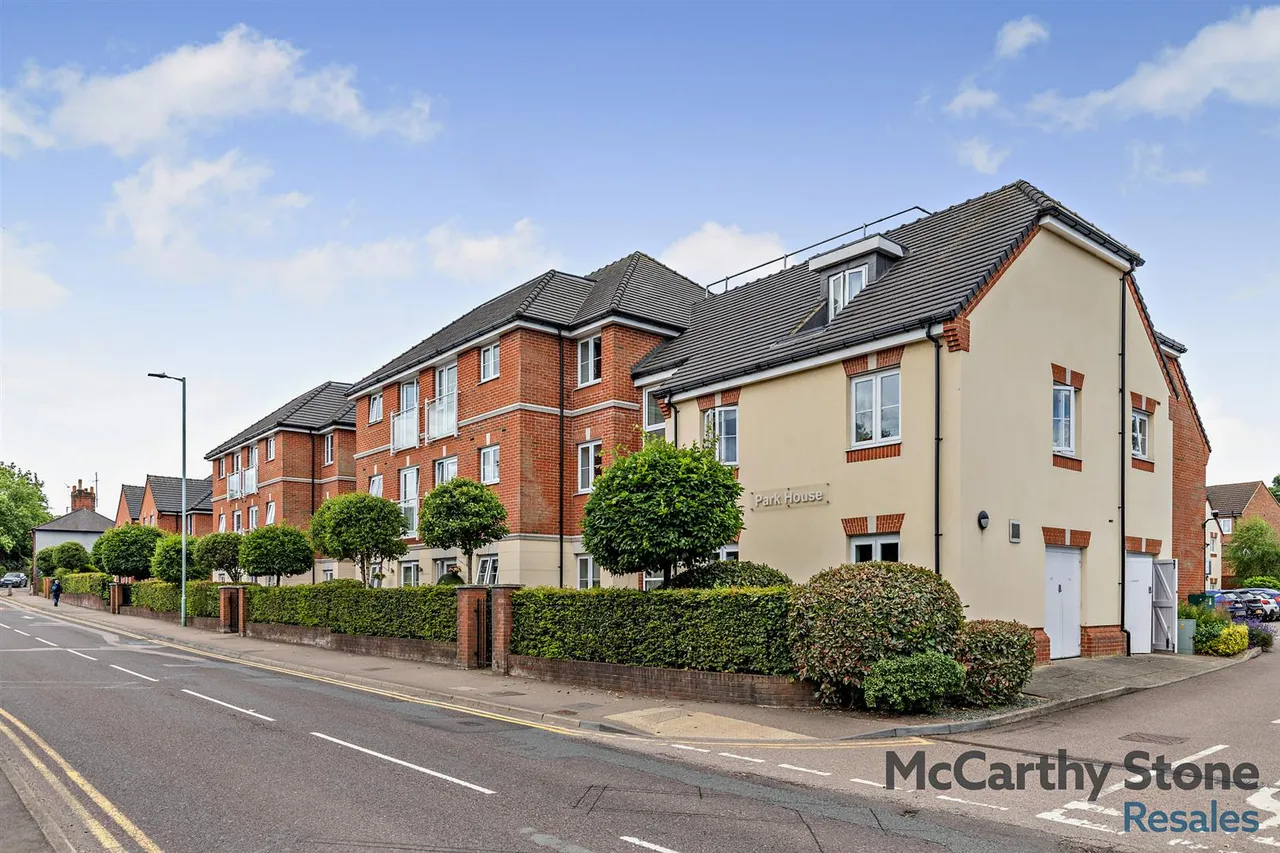 1 bed flat for sale, Old Park Road, Hitchin, SG5