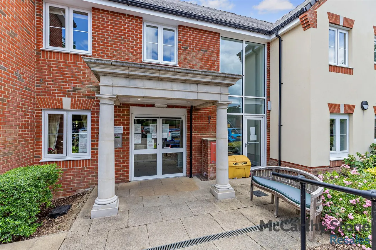 Old Park Road, Hitchin, SG5, photo 24