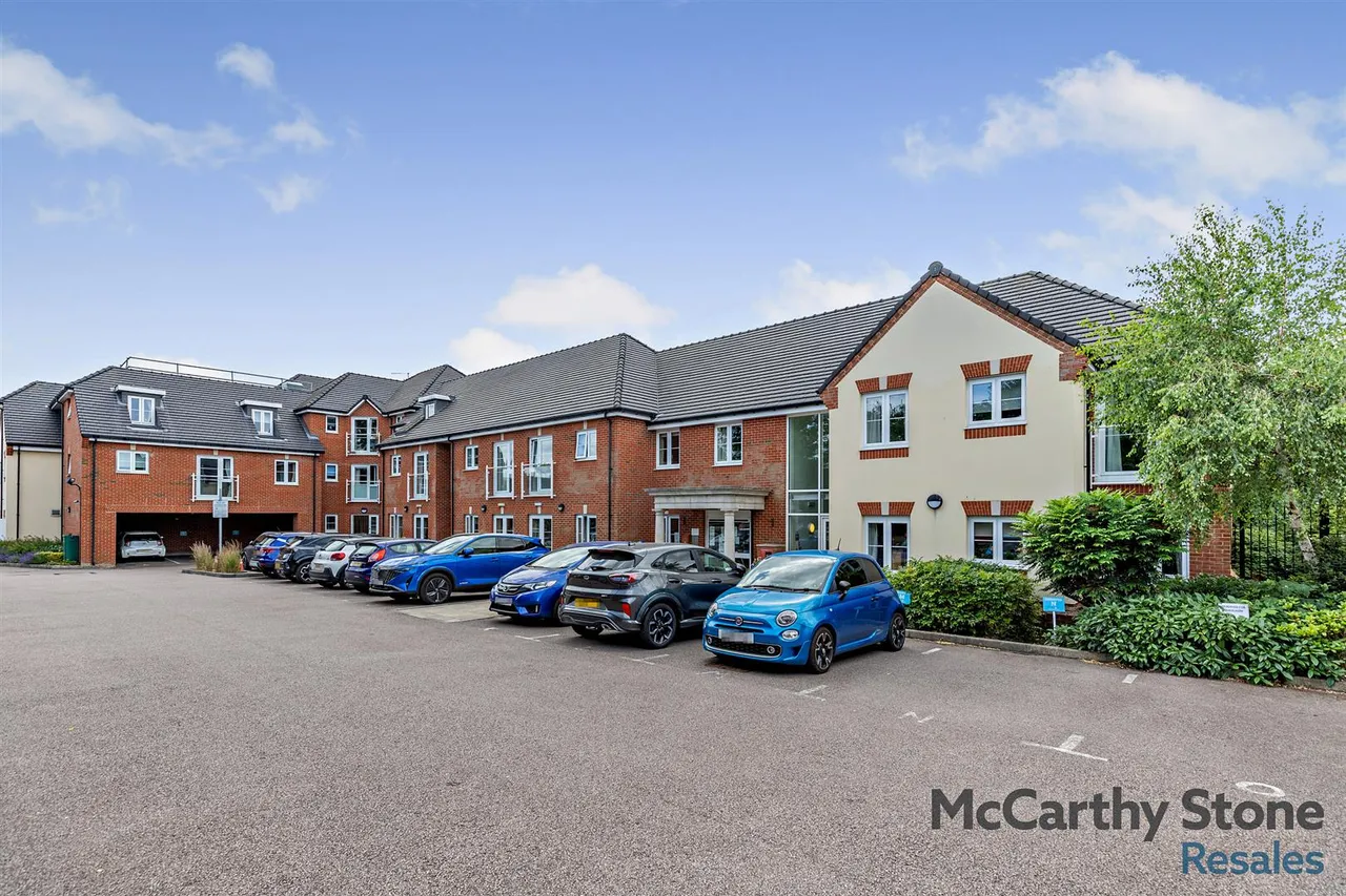 Old Park Road, Hitchin, SG5, photo 22