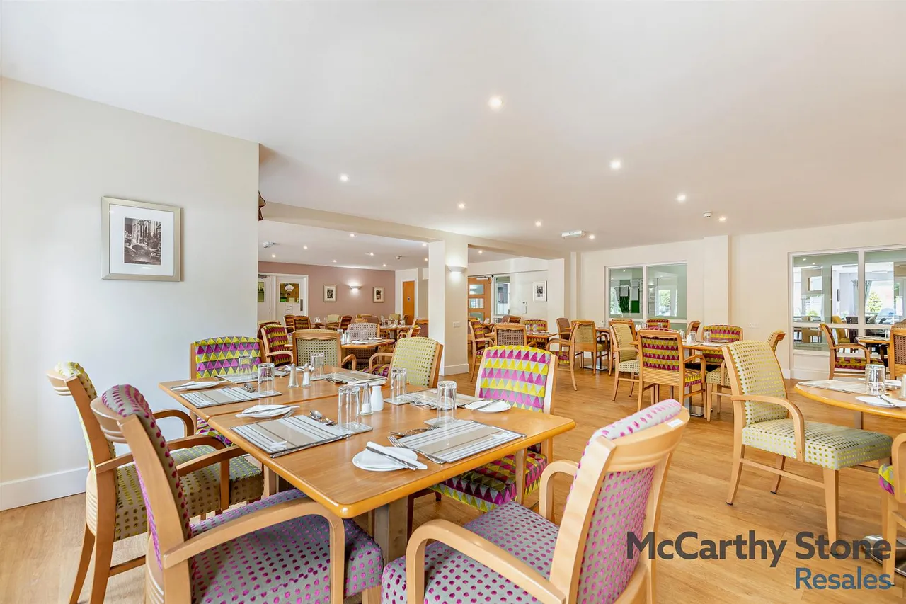 Old Park Road, Hitchin, SG5, photo 19