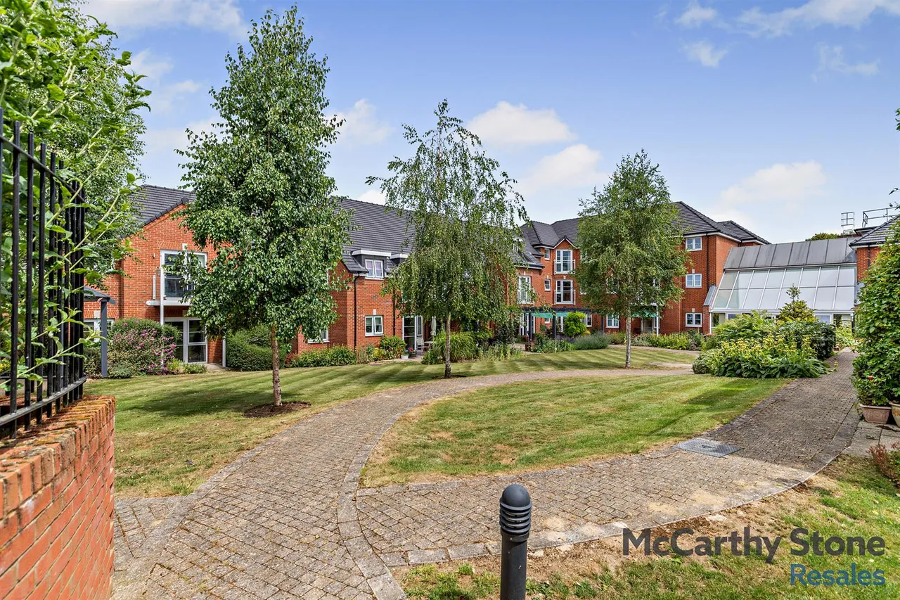 Old Park Road, Hitchin, SG5, photo 25