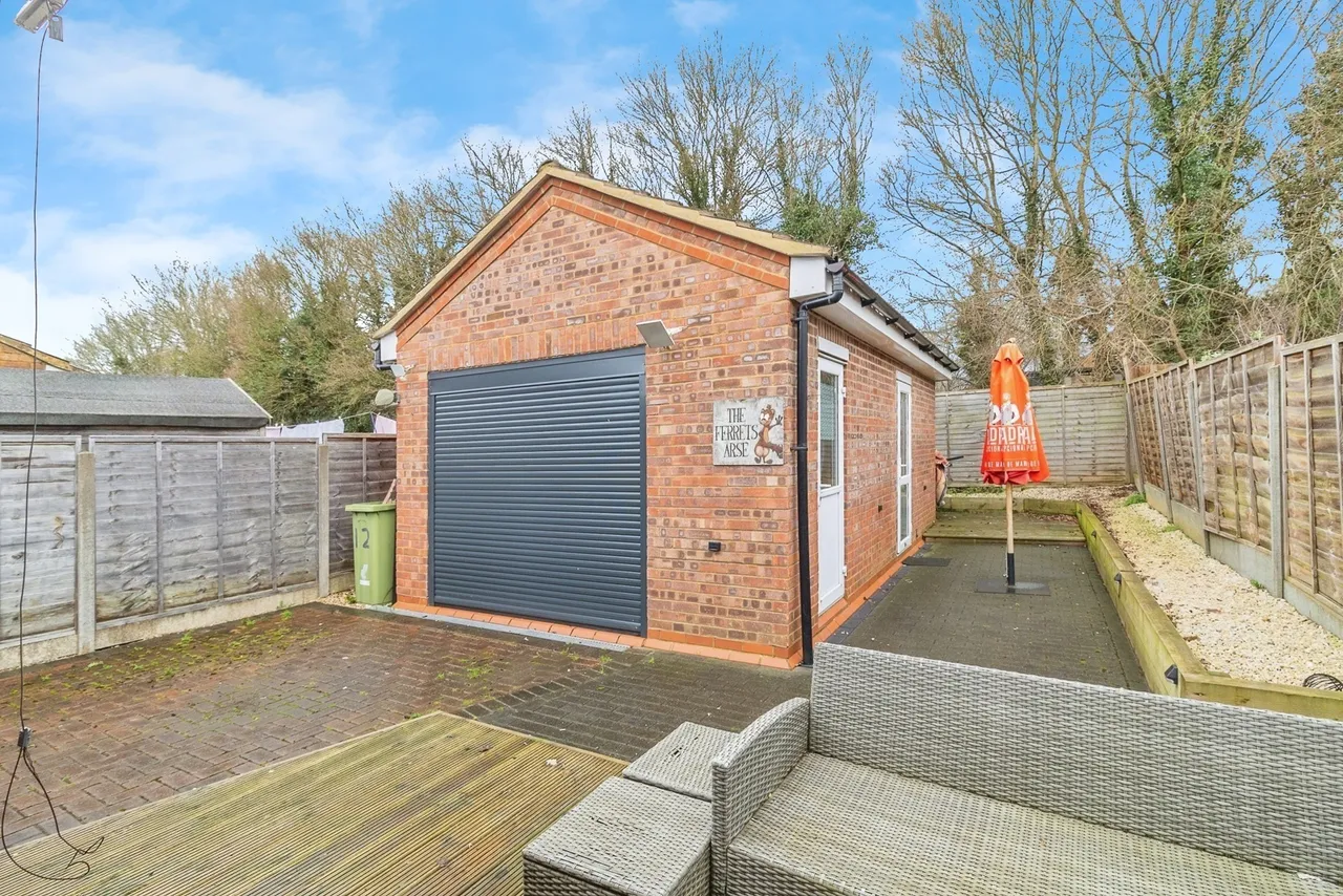Harcourt, Bradwell, Milton Keynes, Buckinghamshire, MK13, photo 16