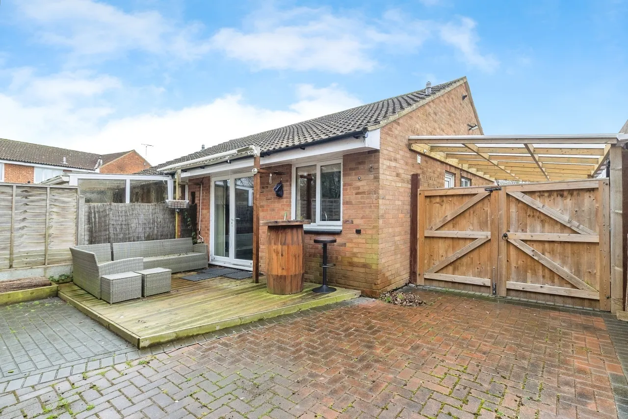 Harcourt, Bradwell, Milton Keynes, Buckinghamshire, MK13, photo 17