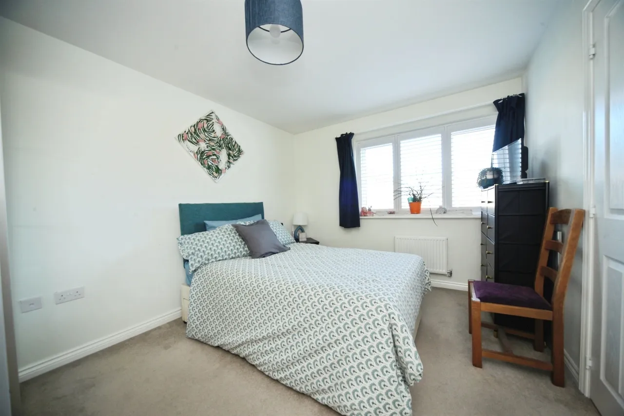 Verde Close, Luton, LU2, photo 13