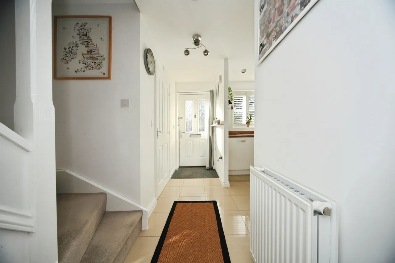 Verde Close, Luton, LU2, photo 2