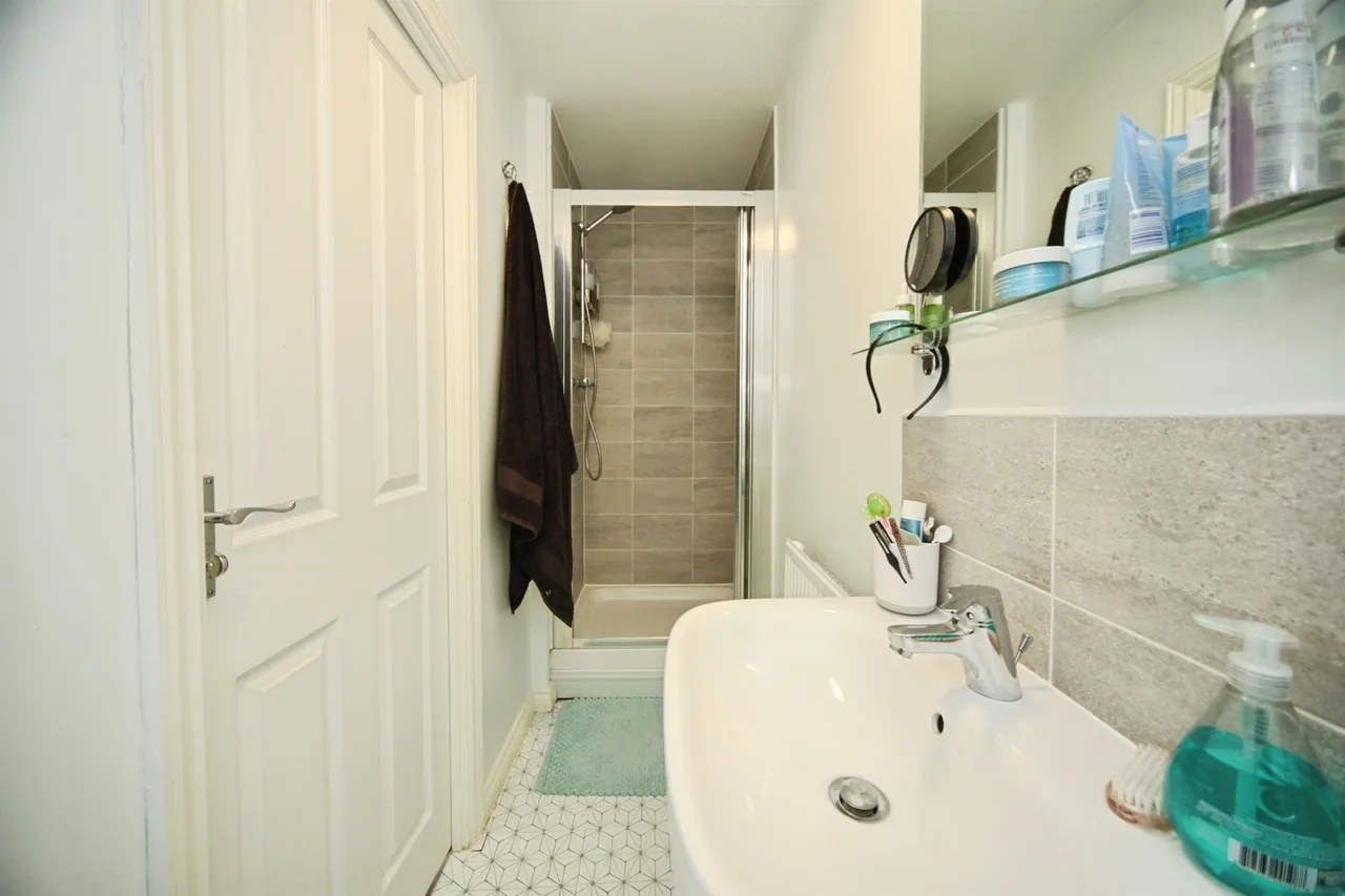 Verde Close, Luton, LU2, photo 12