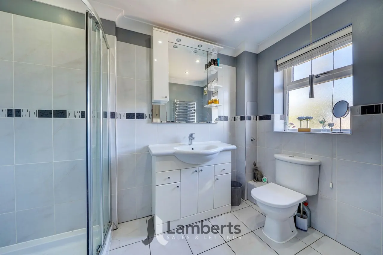 Shellfield House, 1a Sambourne Lane, Redditch, photo 12