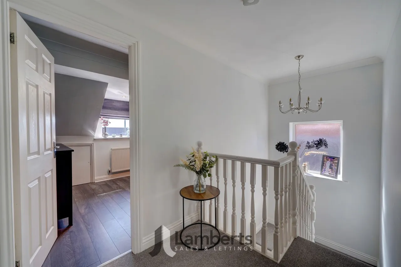Shellfield House, 1a Sambourne Lane, Redditch, photo 10