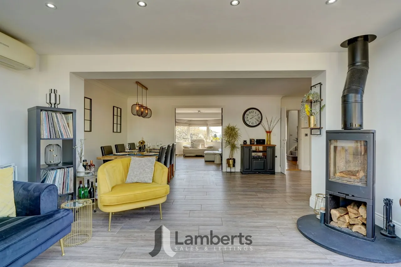 Shellfield House, 1a Sambourne Lane, Redditch, photo 27