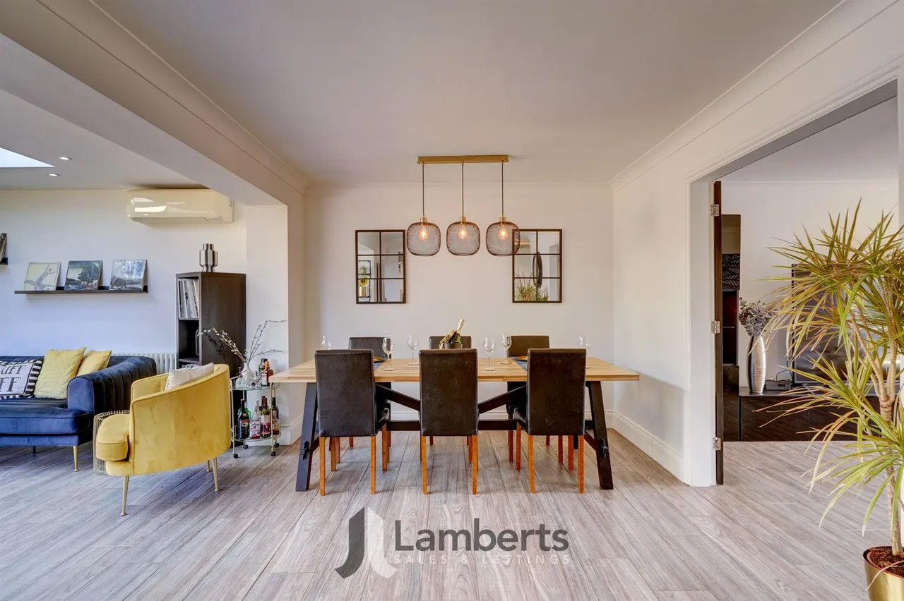 Shellfield House, 1a Sambourne Lane, Redditch, photo 4