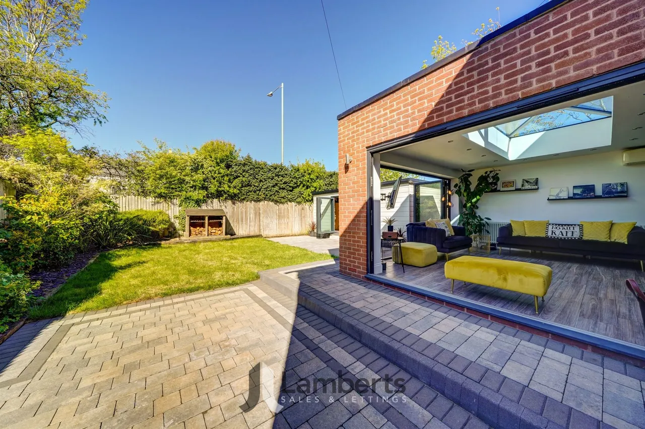 Shellfield House, 1a Sambourne Lane, Redditch, photo 22