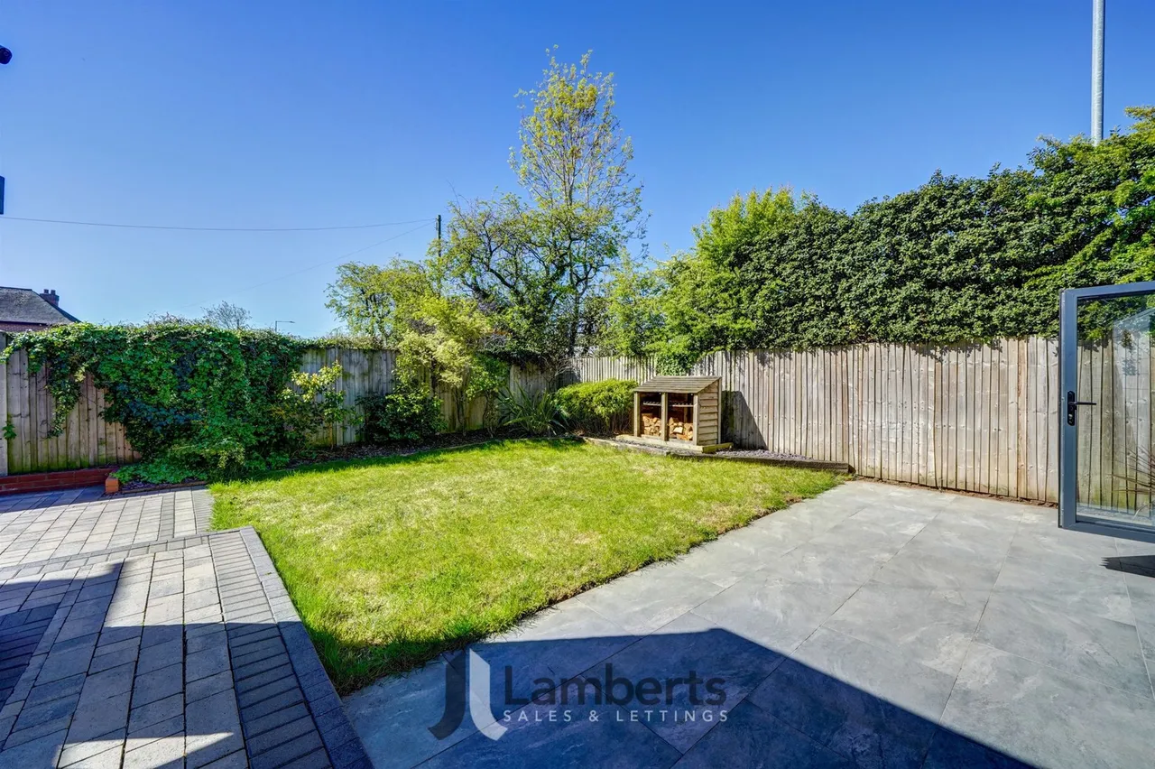 Shellfield House, 1a Sambourne Lane, Redditch, photo 39