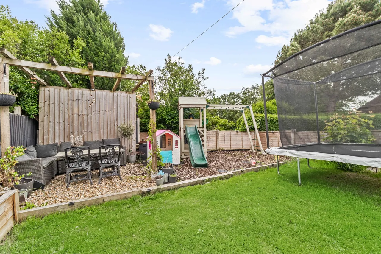 Bridge Lane, Appleton, Warrington, Warrington, WA4 3AX, photo 13