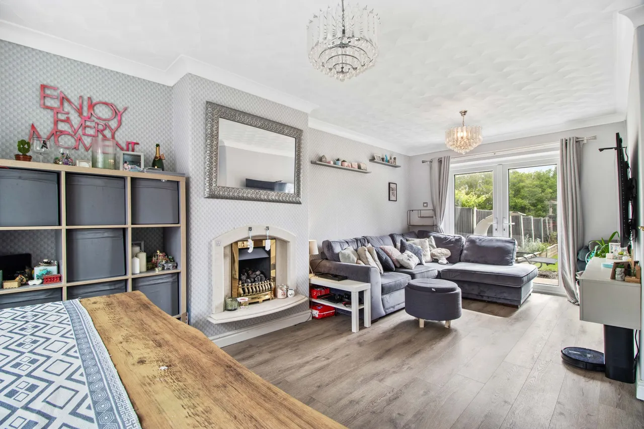 Bridge Lane, Appleton, Warrington, Warrington, WA4 3AX, photo 5