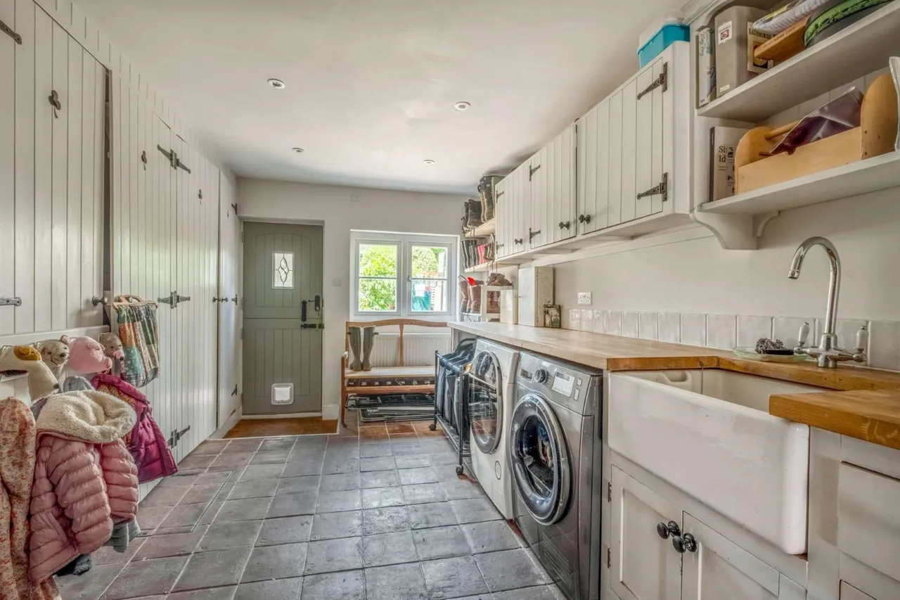 The Street, Frittenden, Cranbrook, Kent, TN17 2DD, photo 10