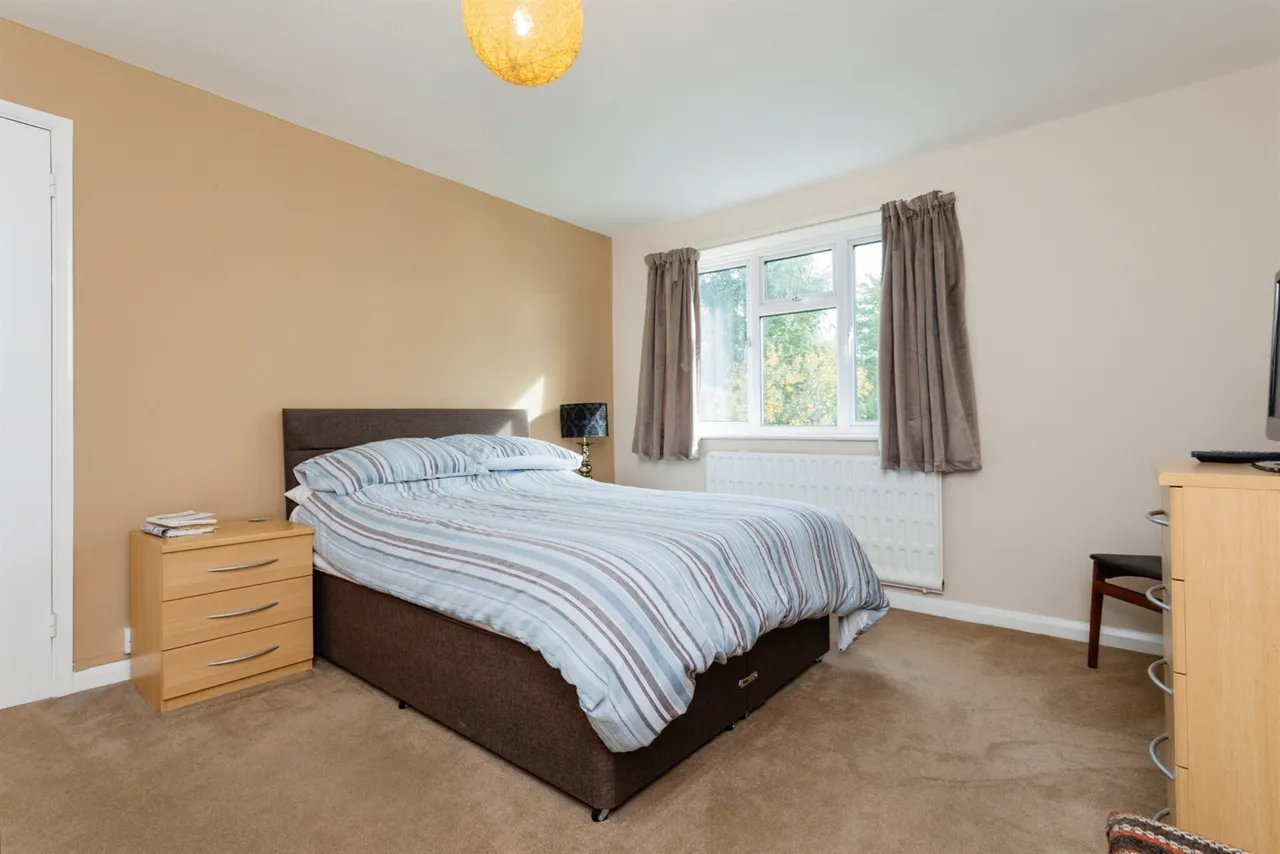 Nutfield Road, Merstham, Redhill, photo 6