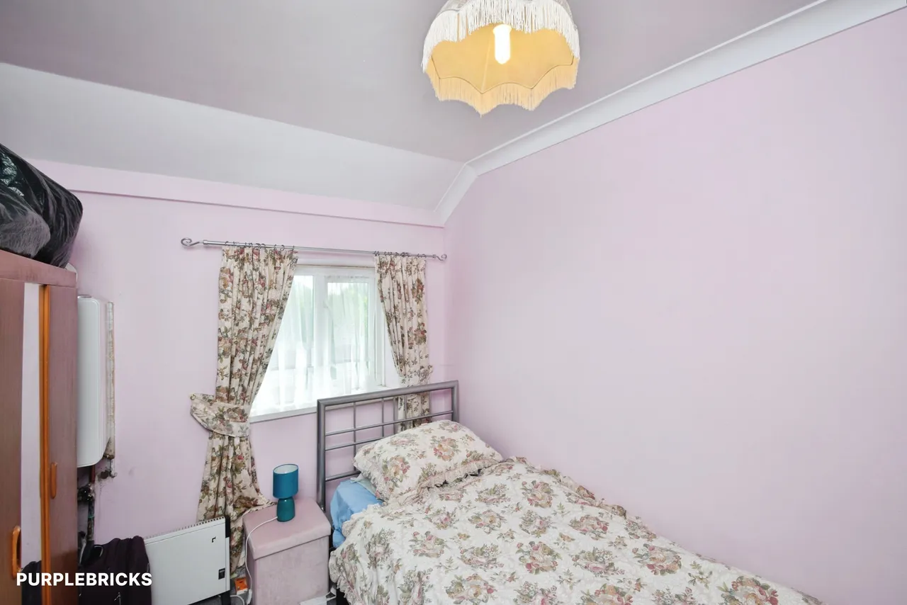 Grant Street, Llanelli, SA15, photo 28