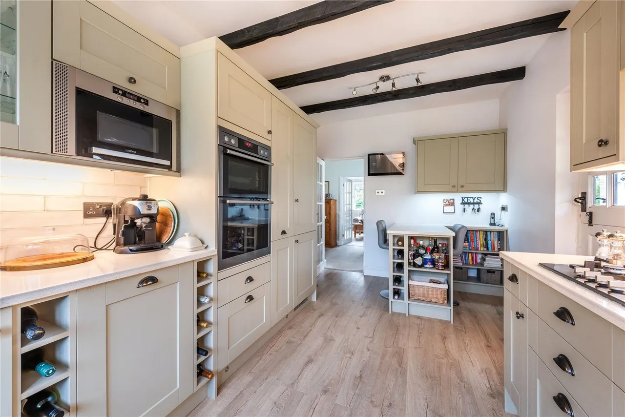 Hogspudding Lane, Newdigate, RH5, photo 7