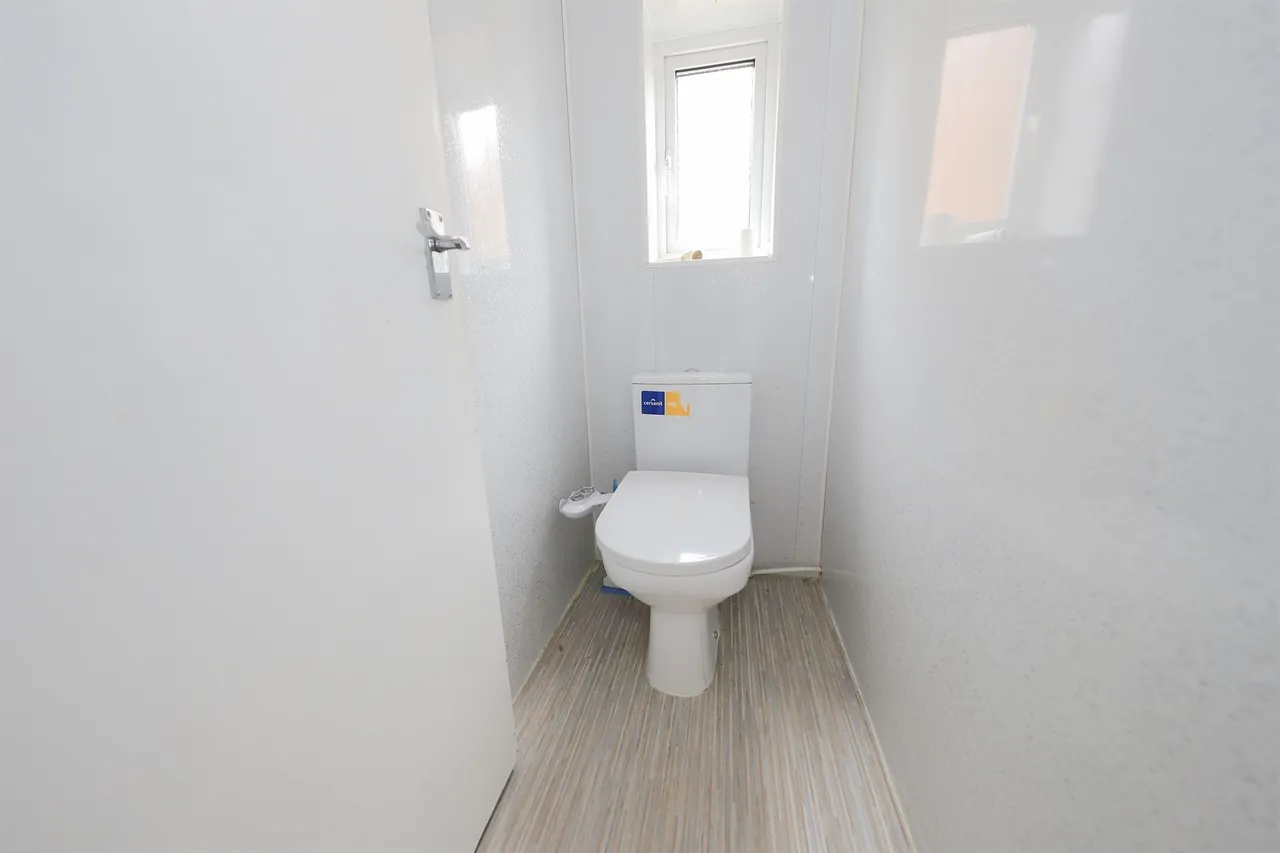 Shaw Road, Bilston, WV14, photo 11