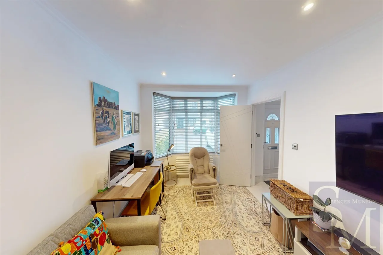 Princes Road, Buckhurst Hill, IG9, photo 8