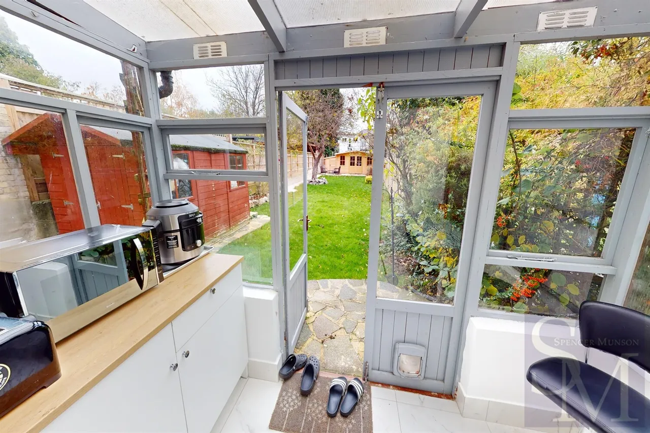 Princes Road, Buckhurst Hill, IG9, photo 17