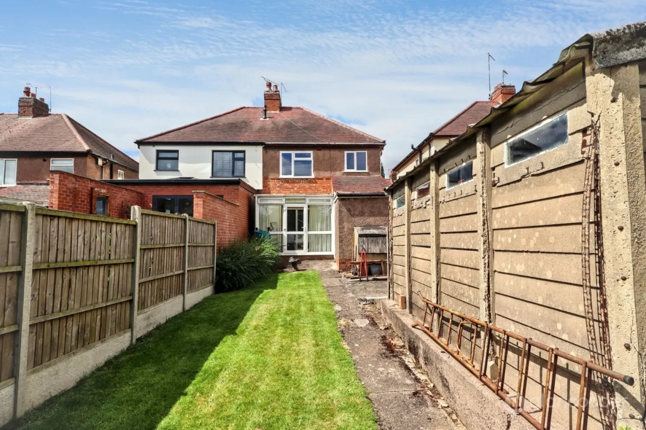 Oakdene Crescent, Weddington, CV10, photo 22