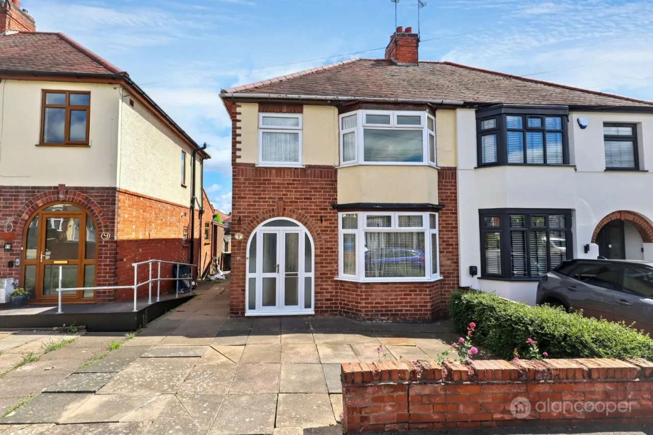 Oakdene Crescent, Weddington, CV10, photo 23