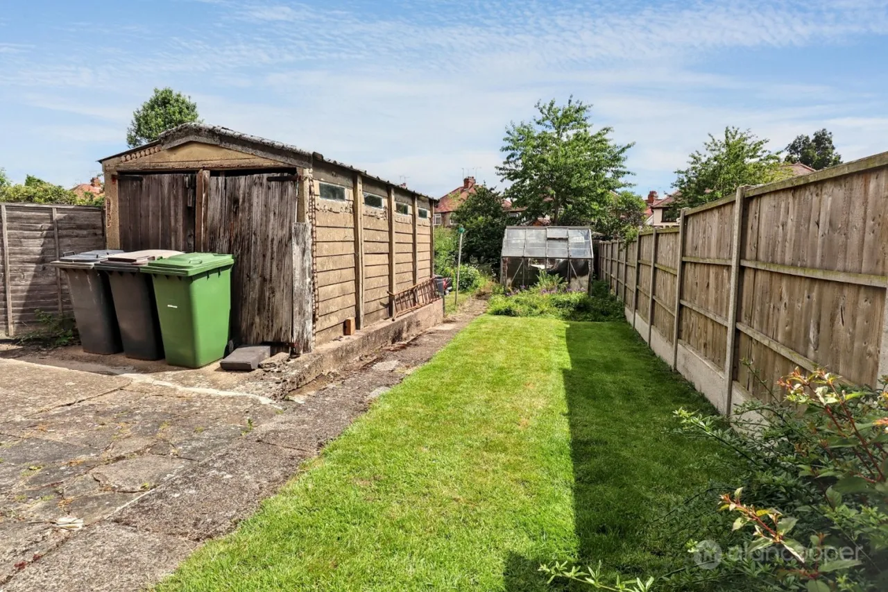 Oakdene Crescent, Weddington, CV10, photo 21