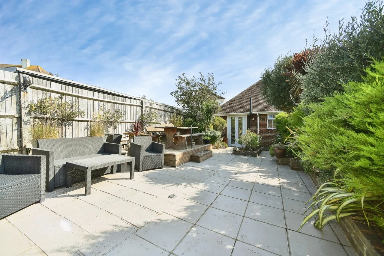 Lenham Road East, Rottingdean, BN2, photo 17