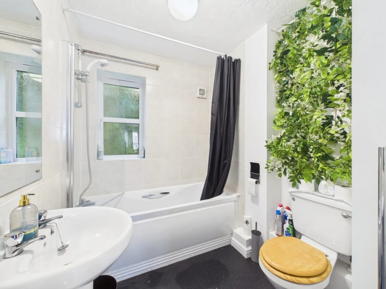 Sylvan Court, Stoke, Plymouth, photo 12