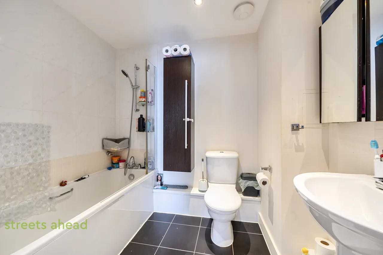 Watson Place, London, SE25, photo 5