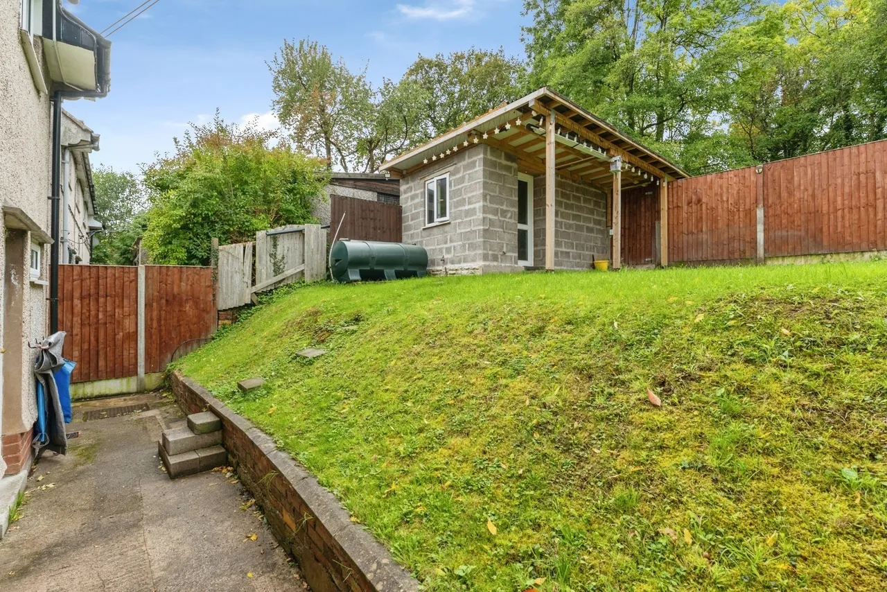 Corwen Road, Pontblyddyn, CH7, photo 22