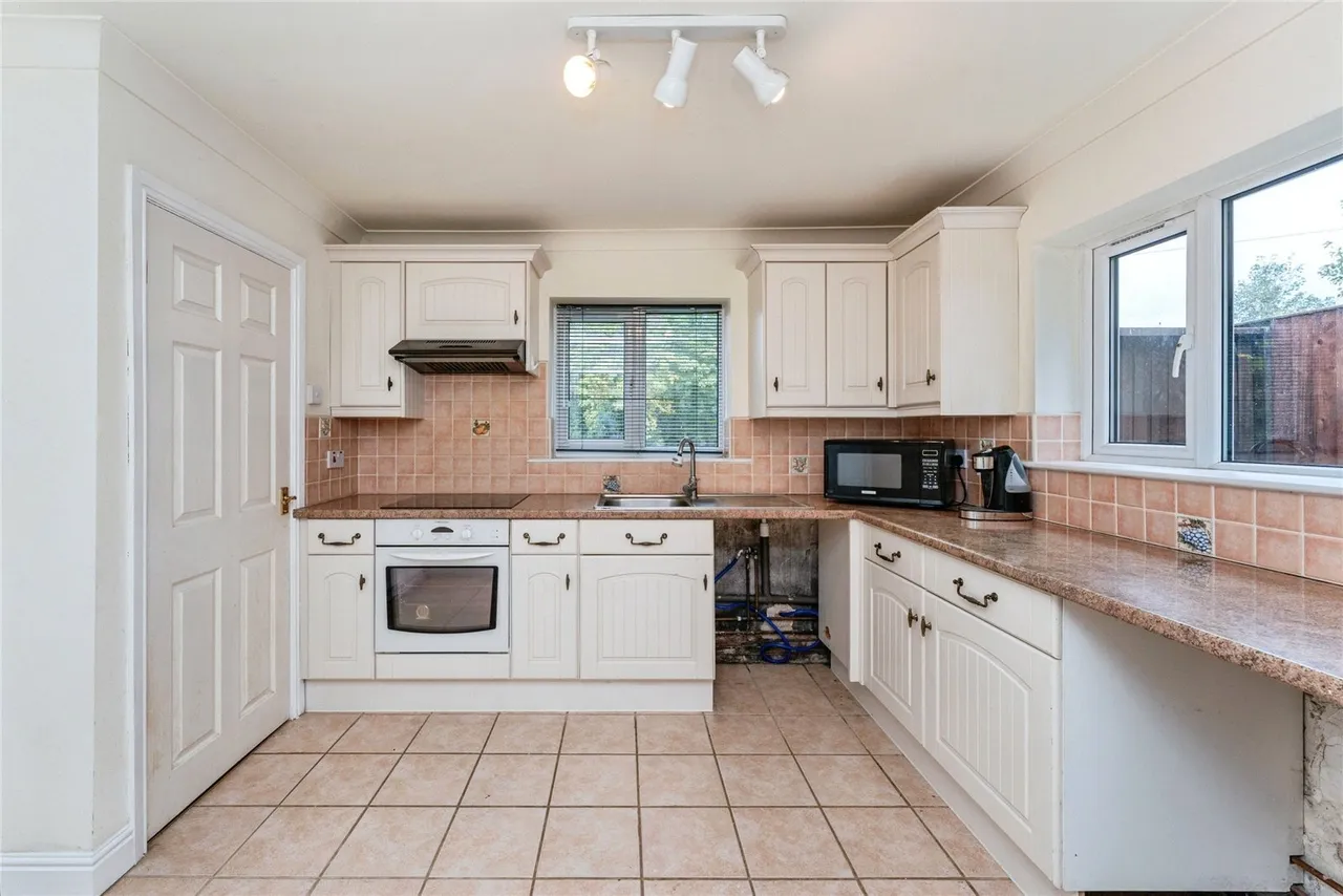 Corwen Road, Pontblyddyn, CH7, photo 10