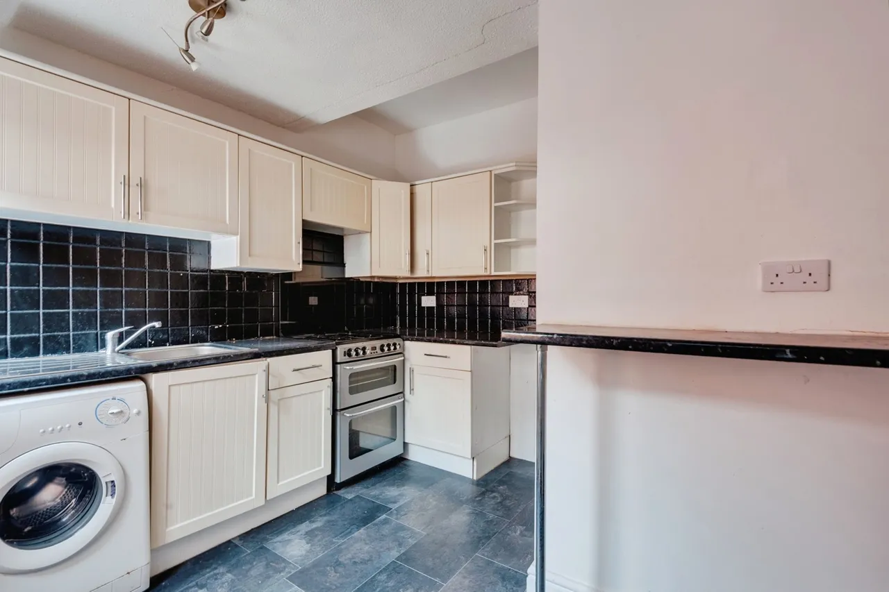 Calthorpe Street, Liverpool, L19, photo 6