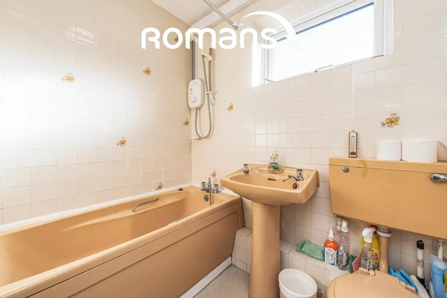 Carshalton Way, Lower Earley, RG6, photo 9