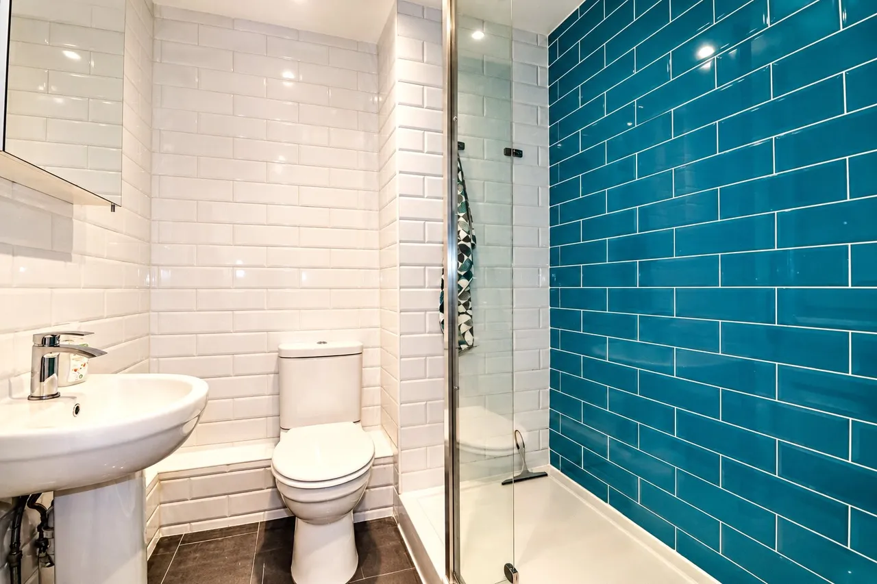 Kingsway, Woking, GU21, photo 10