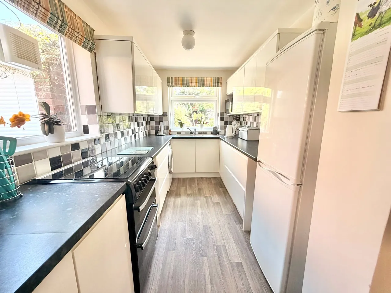 Homecrofts, Little Neston, CH64, photo 5