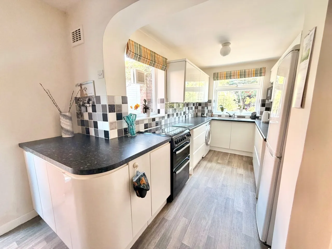 Homecrofts, Little Neston, CH64, photo 6