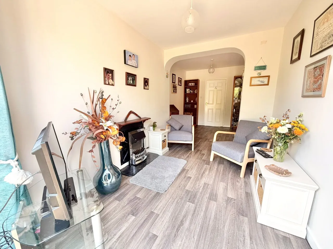 Homecrofts, Little Neston, CH64, photo 4