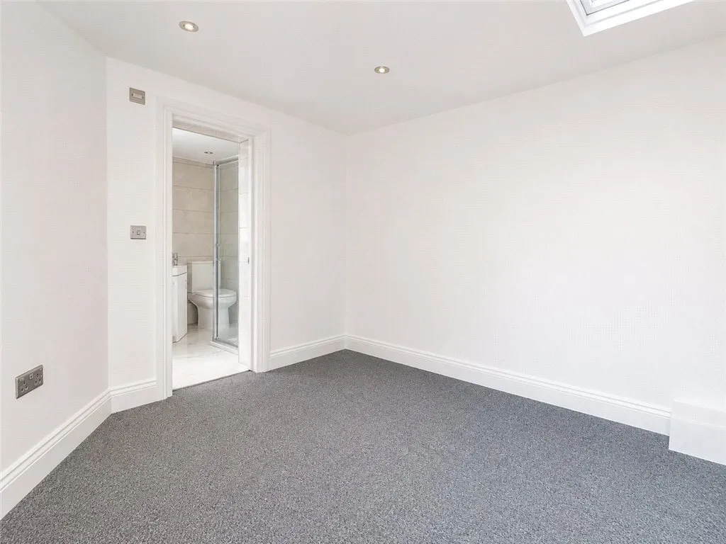 Hythe Road, Thornton Heath, CR7, photo 7