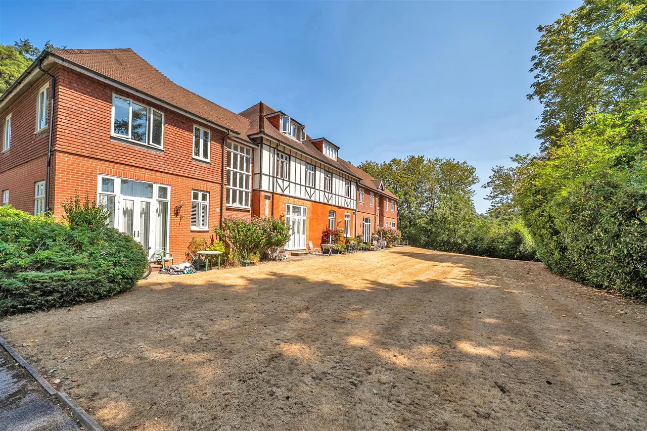 North Minden House, Deepcut, photo 5