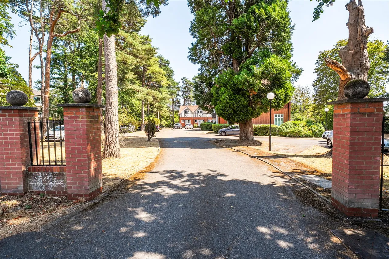 North Minden House, Deepcut, photo 6