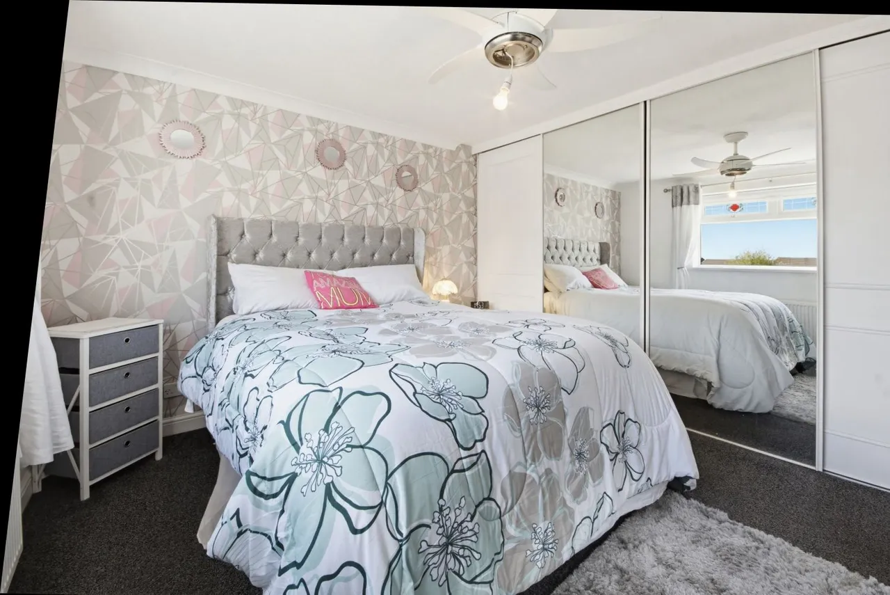 Amorys Holt Close, Maltby, S66, photo 16