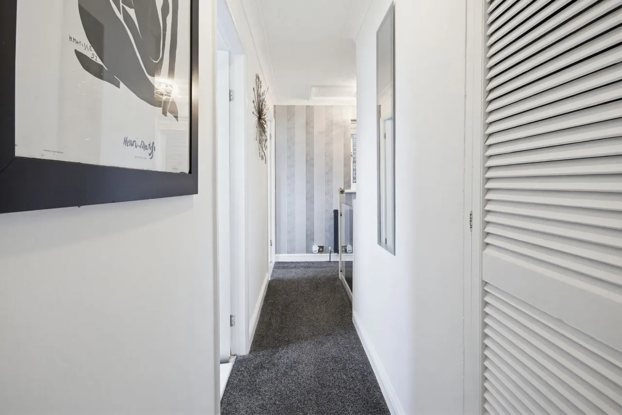 Amorys Holt Close, Maltby, S66, photo 12