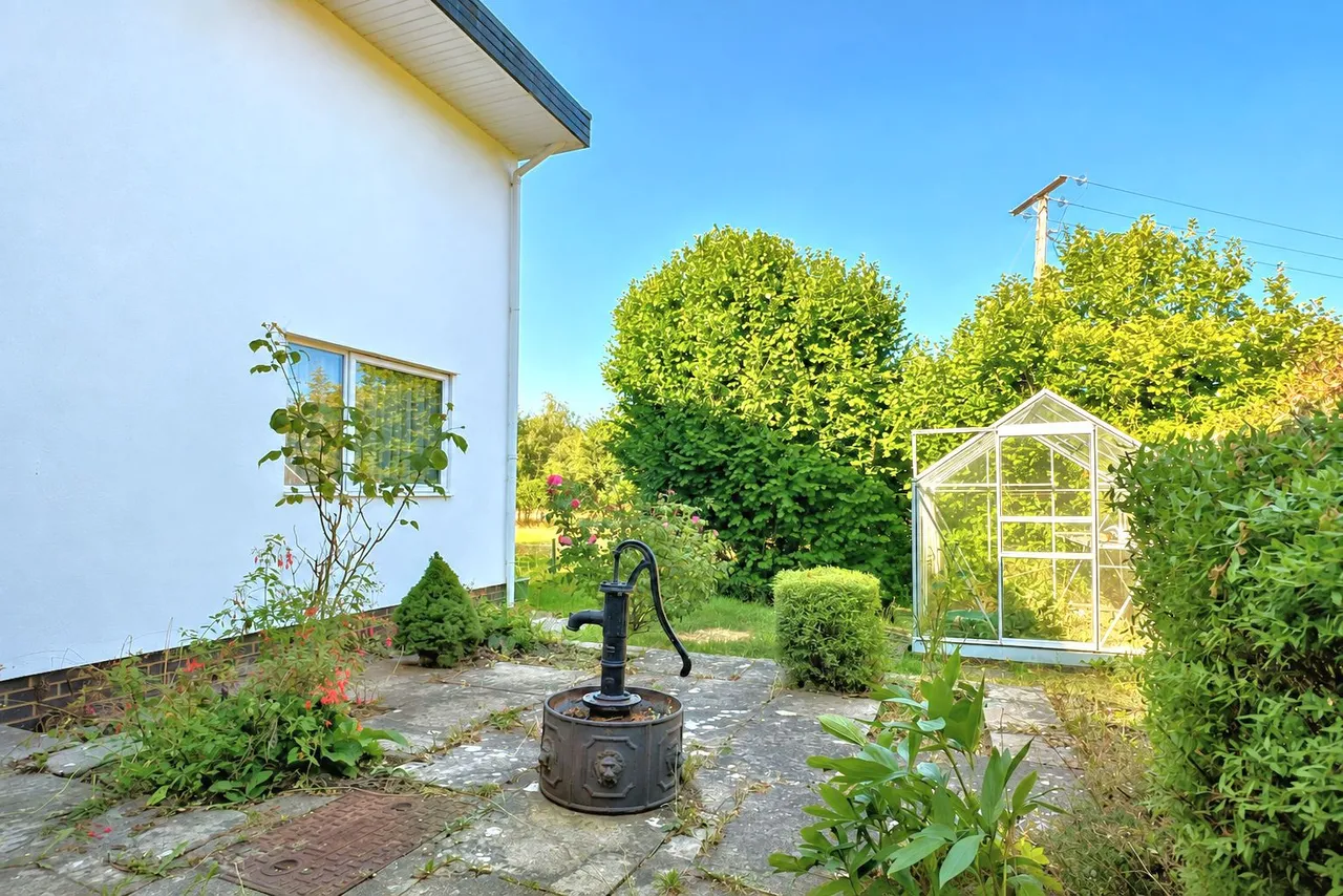 Denys Court, Olveston, photo 18