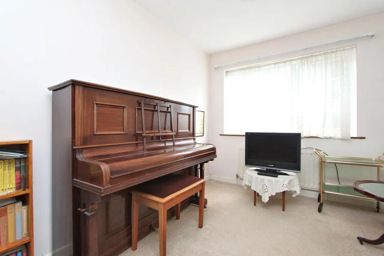 Denys Court, Olveston, photo 16