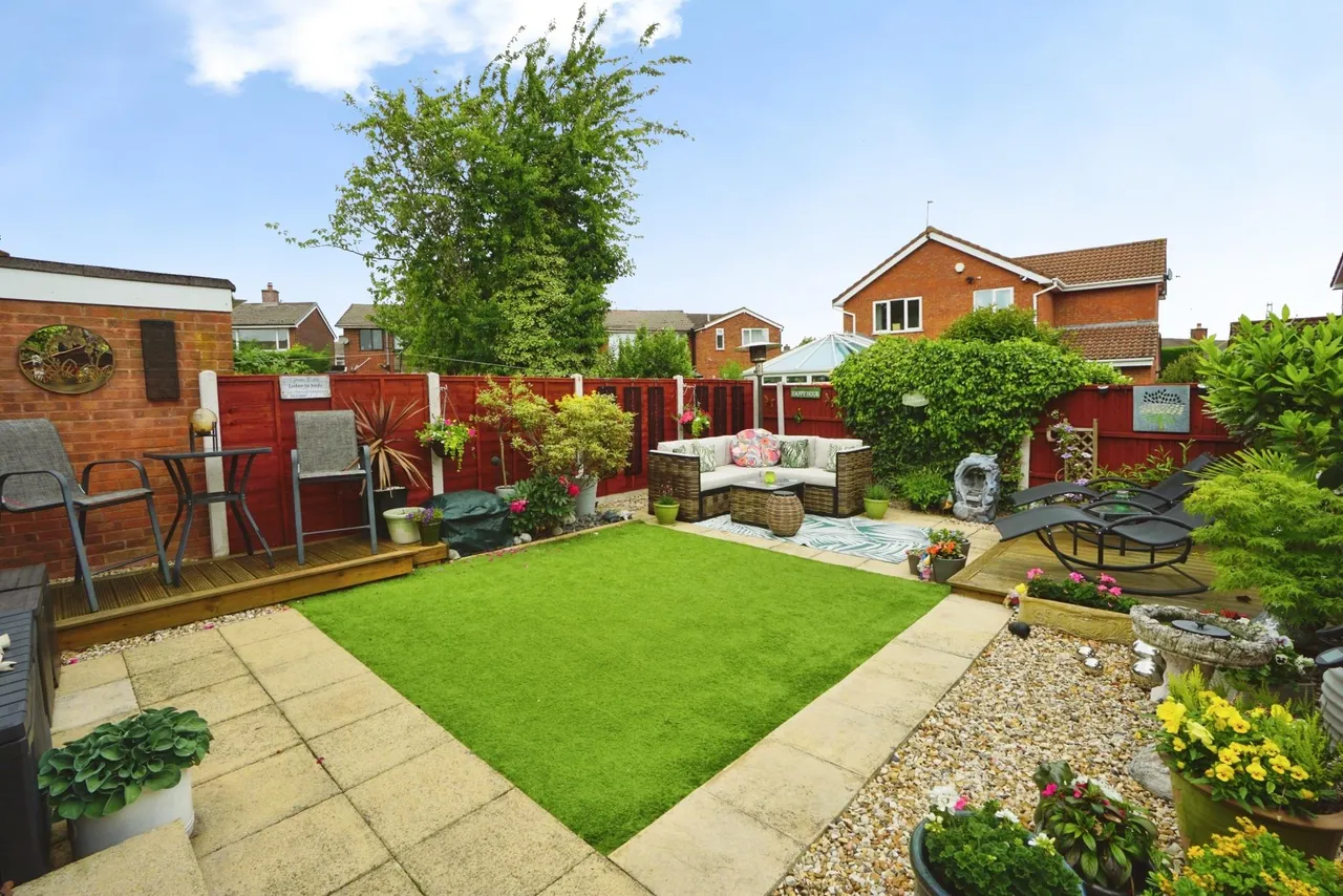 Lovatt Close, Tipton, DY4, photo 4