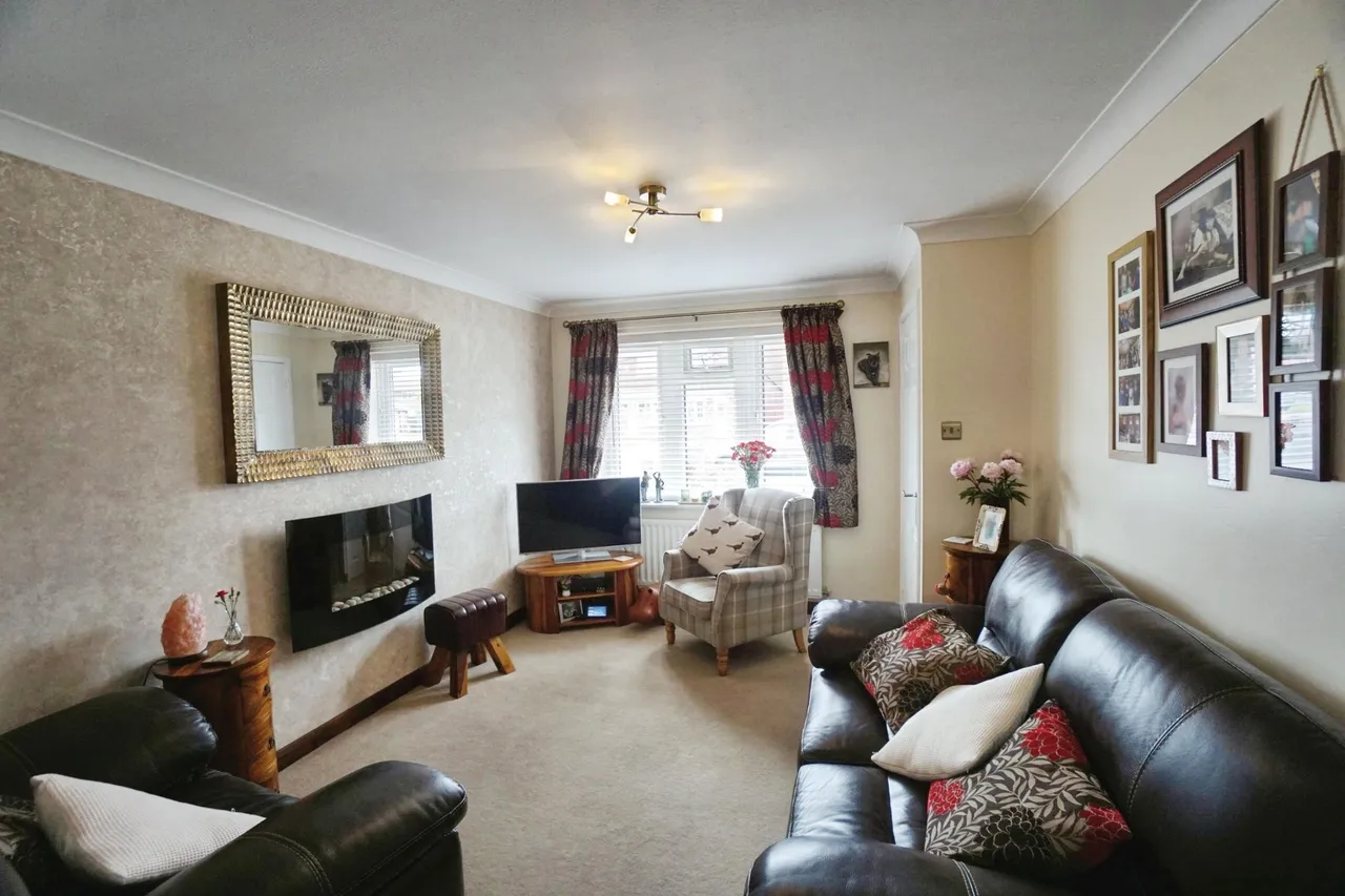 Lovatt Close, Tipton, DY4, photo 6