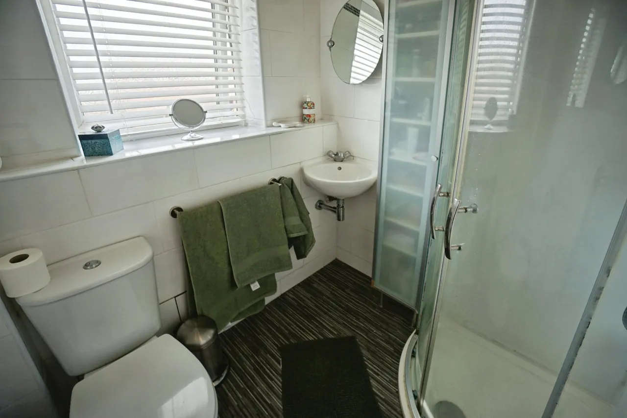 Lovatt Close, Tipton, DY4, photo 3